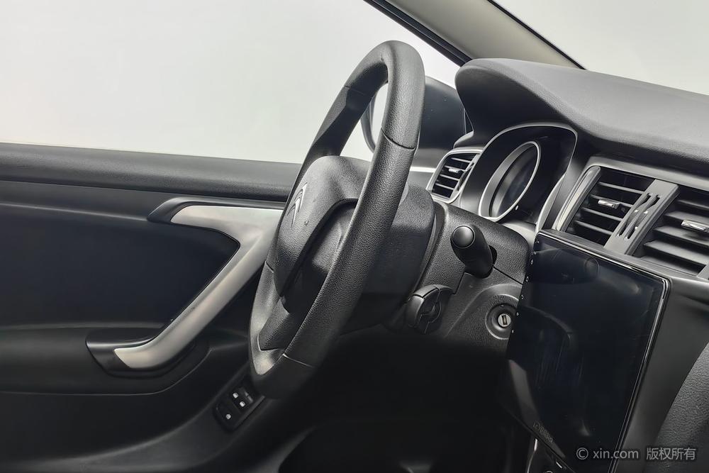 Citroën C3-XR 2017 модификация 1.6L автоматическое Fashion – фото 16