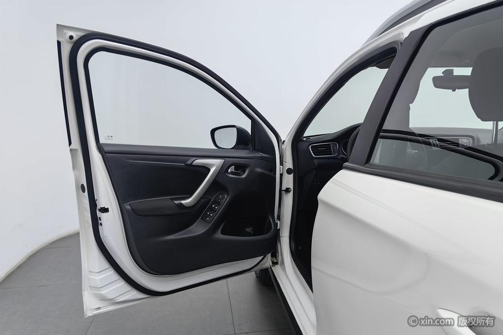 Citroën C3-XR 2017 модификация 1.6L автоматическое Fashion – фото 21