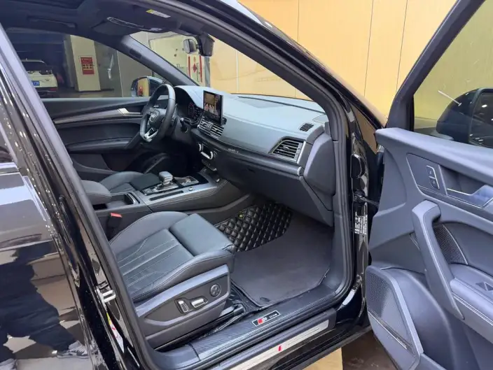 Audi Q5L 2023 Model 45T Luxury Dynamic Model – фото 7