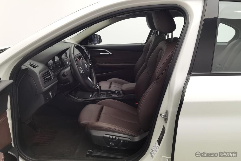 BMW 1 Series 2020 120i M Sport Package – фото 17