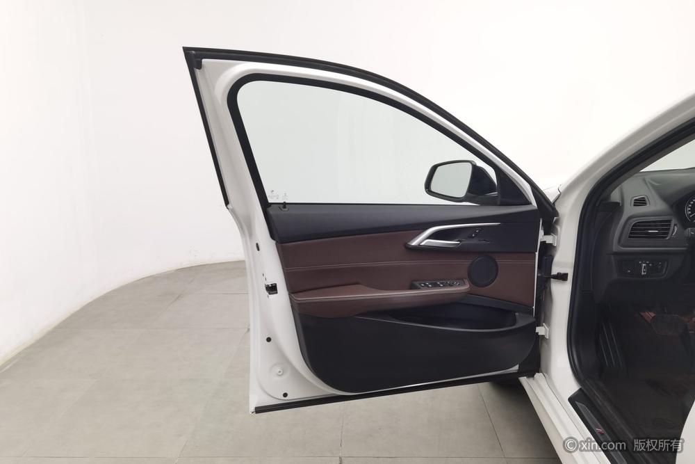 BMW 1 Series 2020 120i M Sport Package – фото 21