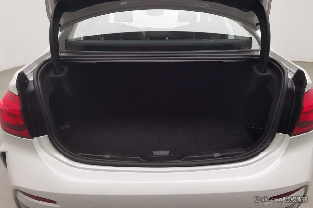 BMW 1 Series 2020 120i M Sport Package – фото 23