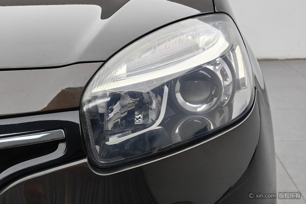 Koleos import 2014 модификация комплектация 2.0L 2WD Fashion Edition – фото 7