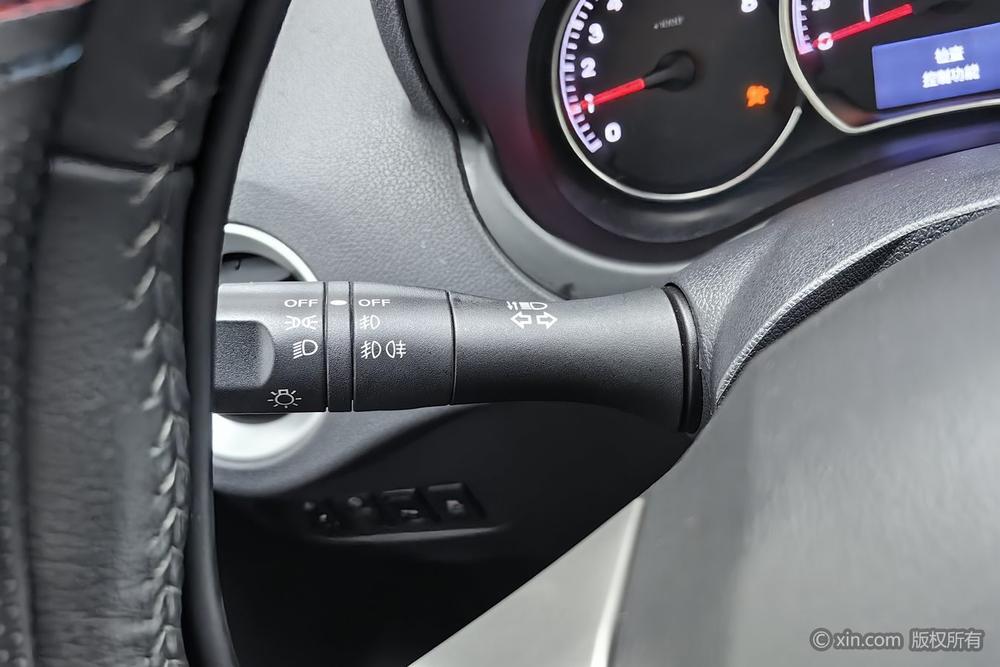 Koleos import 2014 модификация комплектация 2.0L 2WD Fashion Edition – фото 15