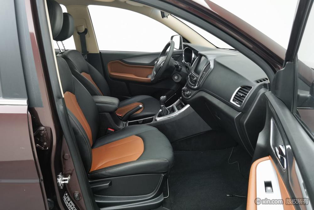 Baojun 560 2015 модификация 1.8L Manual Elite – фото 9