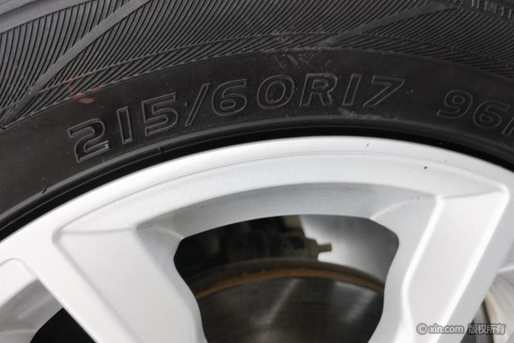 Baojun 560 2015 модификация 1.8L Manual Elite – фото 11