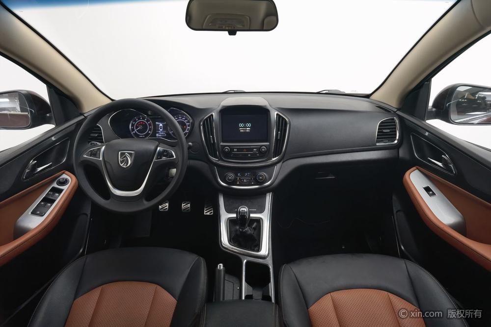 Baojun 560 2015 модификация 1.8L Manual Elite – фото 13