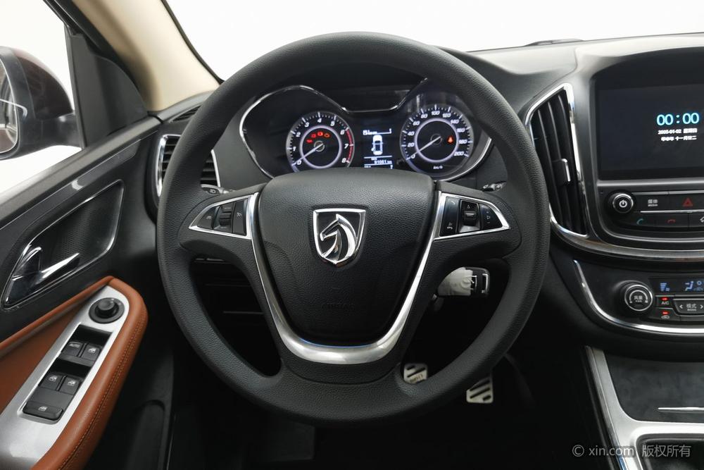 Baojun 560 2015 модификация 1.8L Manual Elite – фото 15