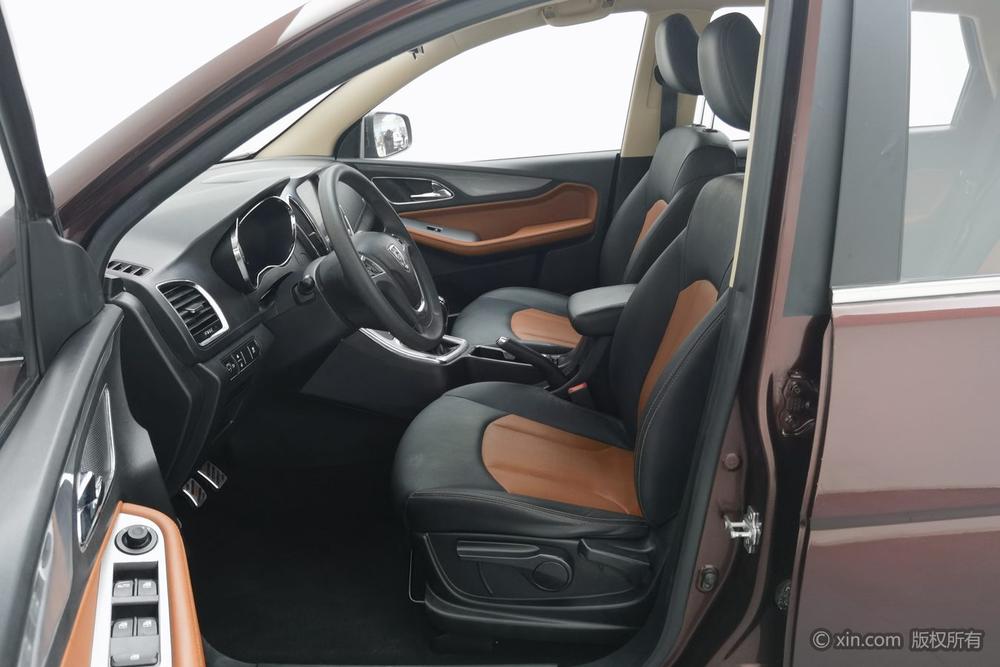 Baojun 560 2015 модификация 1.8L Manual Elite – фото 18