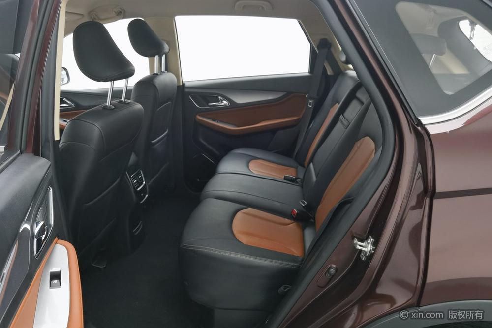 Baojun 560 2015 модификация 1.8L Manual Elite – фото 20