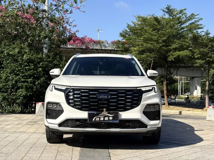 Lingyu 2023 Model EcoBoost 225 7 seat Zun Ling Model 2/2/3