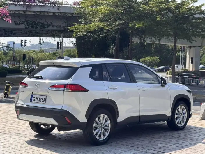 Toyota Corolla Cross 2024 Model 2.0L CVT Pioneer Edition – фото 6