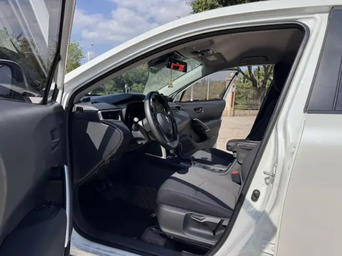 Toyota Corolla Cross 2024 Model 2.0L CVT Pioneer Edition – фото 9