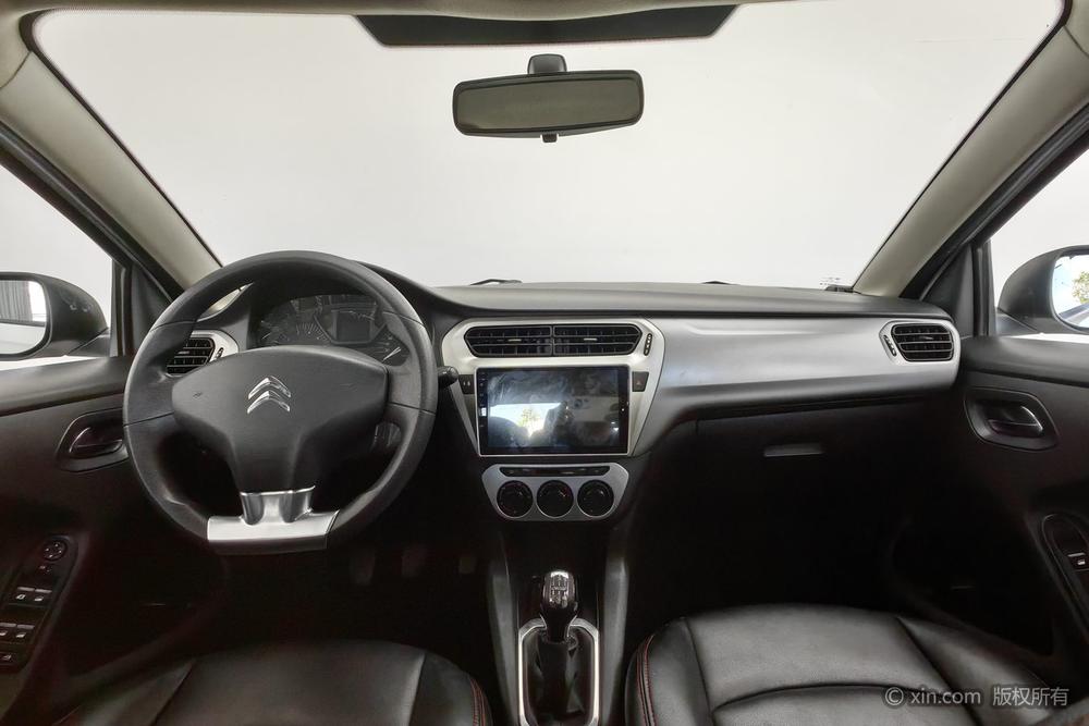Citroën Elysée 2016 1.6L Manual Fashion – фото 12