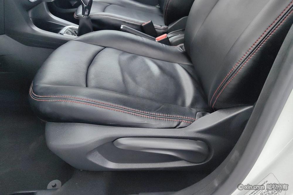 Citroën Elysée 2016 1.6L Manual Fashion – фото 18