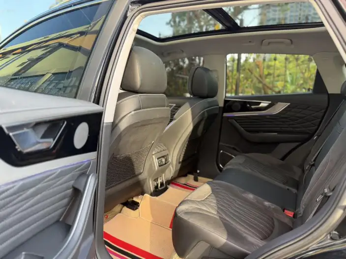 Hongqi HS5 2022 Model 2.0T Smart Flag Enjoy 4WD Edition – фото 9