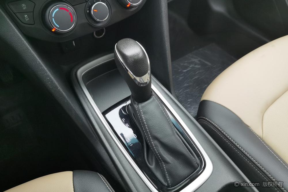 Chevrolet Corolla 2022 320 Automatic Enjoy Sunroof – фото 15