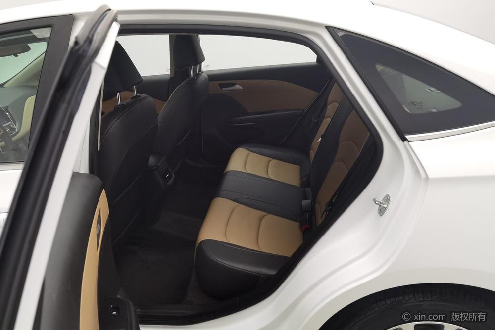 Chevrolet Corolla 2022 320 Automatic Enjoy Sunroof – фото 20