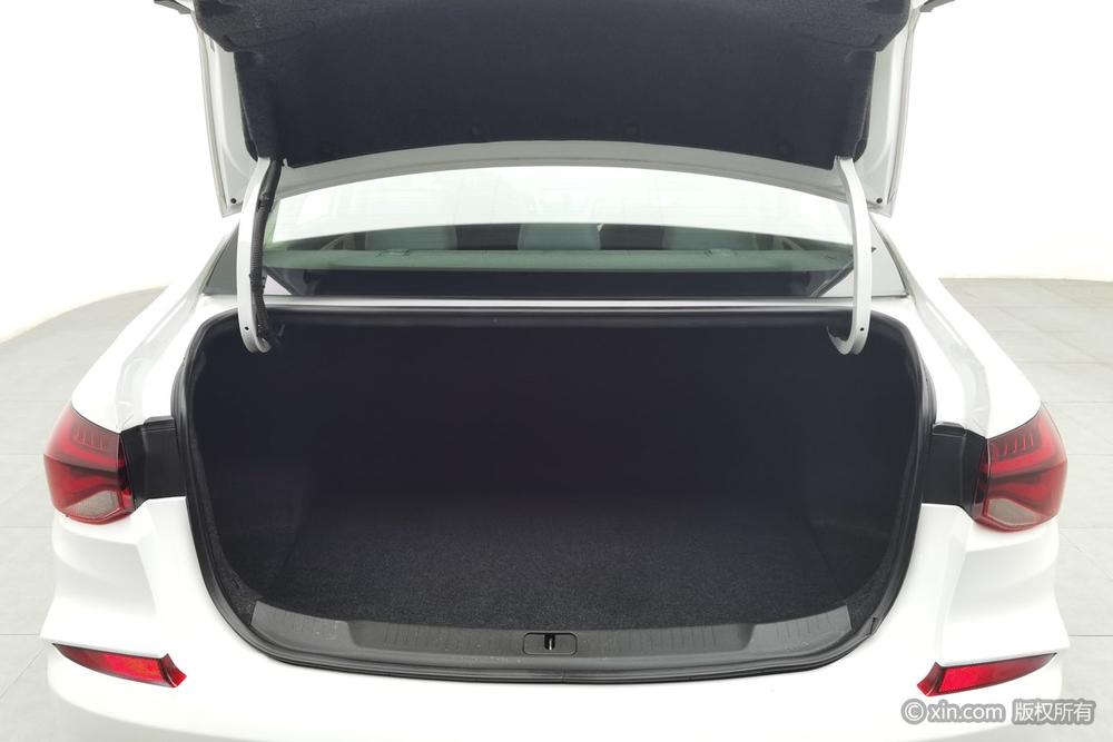 Chevrolet Corolla 2022 320 Automatic Enjoy Sunroof – фото 24