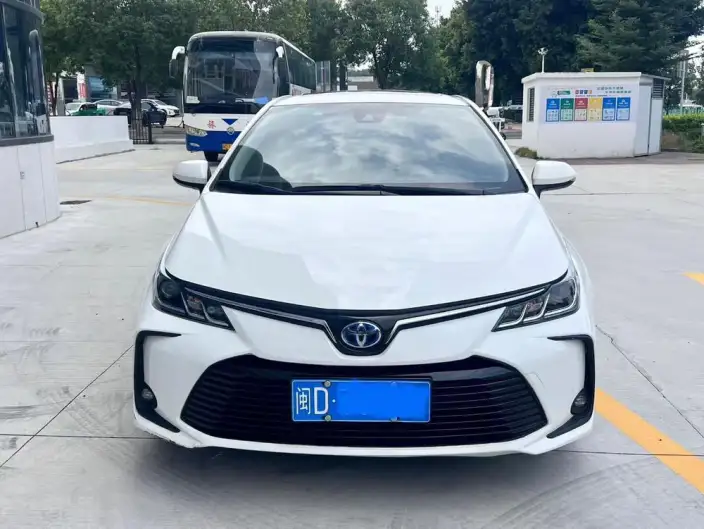 Toyota Corolla 2021 Model Hybrid 1.8L E-CVT Elite Edition – фото 2