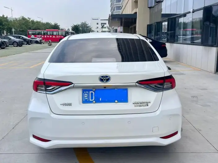 Toyota Corolla 2021 Model Hybrid 1.8L E-CVT Elite Edition – фото 5