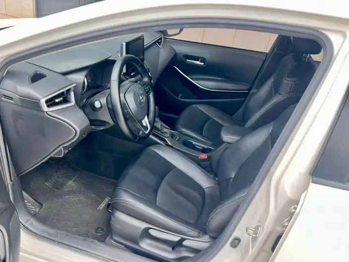 Toyota Corolla 2021 Model Hybrid 1.8L E-CVT Elite Edition – фото 8