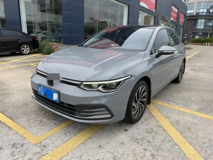 Volkswagen Golf 2021 Model 280TSI DSG R-Line – фото 1