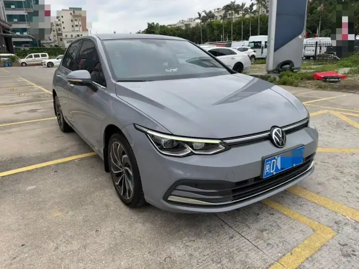 Volkswagen Golf 2021 Model 280TSI DSG R-Line – фото 3
