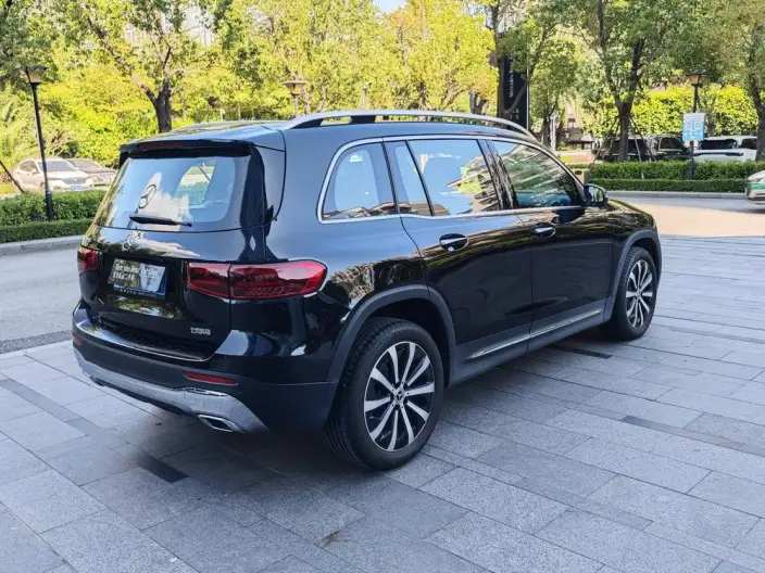 Mercedes-Benz GLB 2025 Model GLB 220 Fashion Model – фото 6