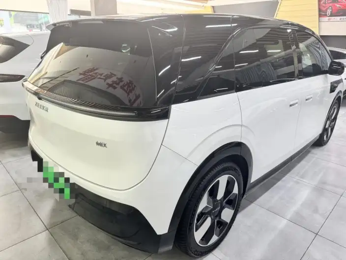 ZEEKR MIX 2025 Model 76kWh Smart Driving Edition – фото 5