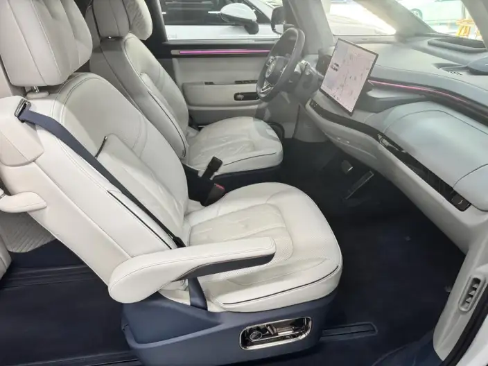 ZEEKR MIX 2025 Model 76kWh Smart Driving Edition – фото 6