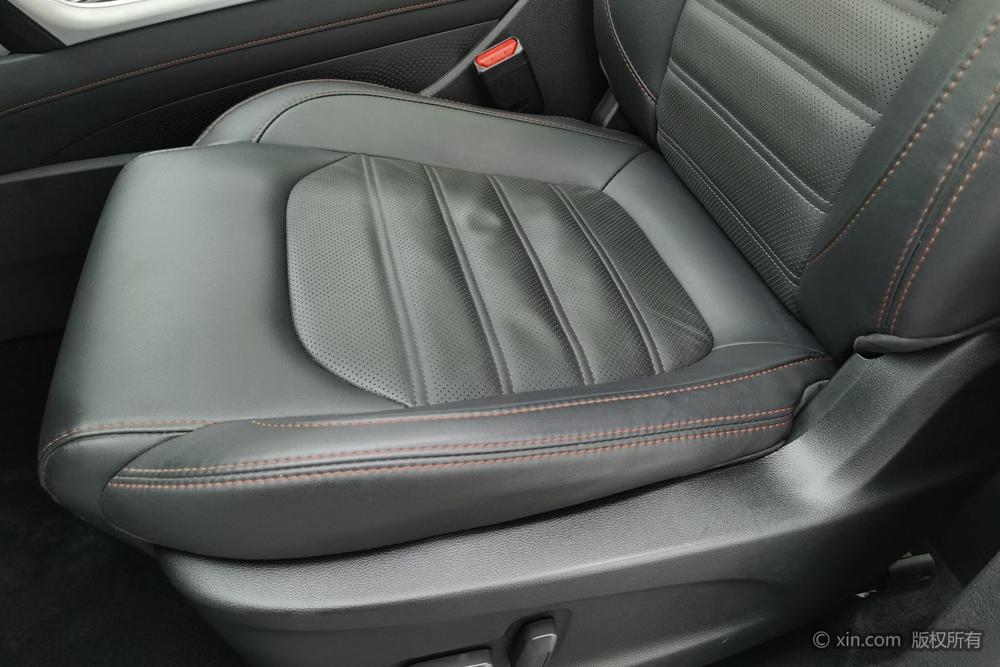 Maxus D60 2022 1.5T Automatic Premium 5-Seater – фото 18