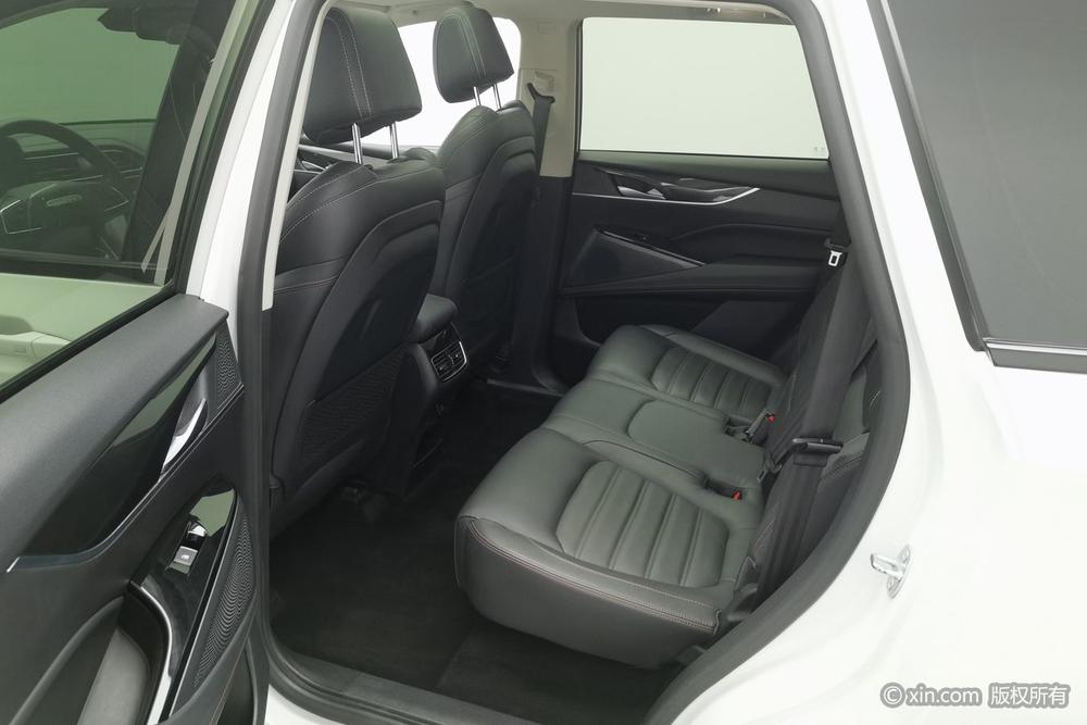 Maxus D60 2022 1.5T Automatic Premium 5-Seater – фото 19