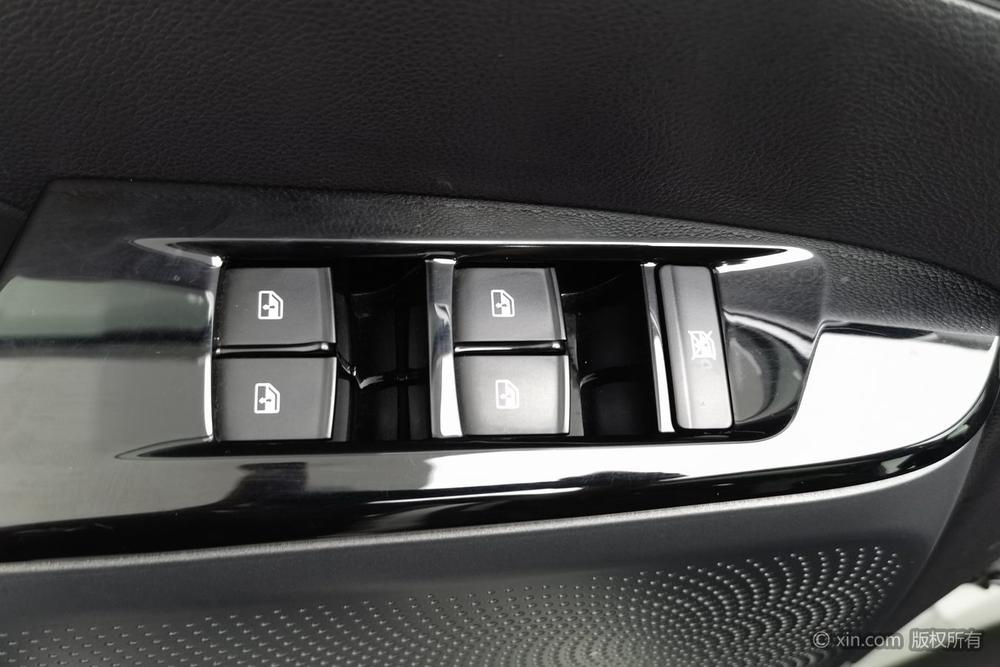 Maxus D60 2022 1.5T Automatic Premium 5-Seater – фото 22