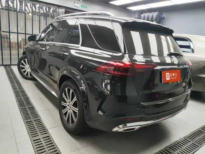 Mercedes-Benz GLE Imported 2025 Model GLE 350 4MATIC Fashion Model – фото 3