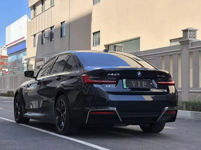 BMW i3 2023 Model eDrive40L Night Edition Sports Set – фото 5