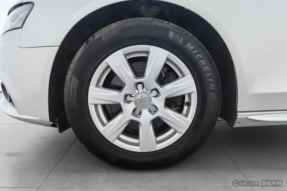 Audi A4 L 2010 модификация 2.0 TFSI Standard type – фото 10