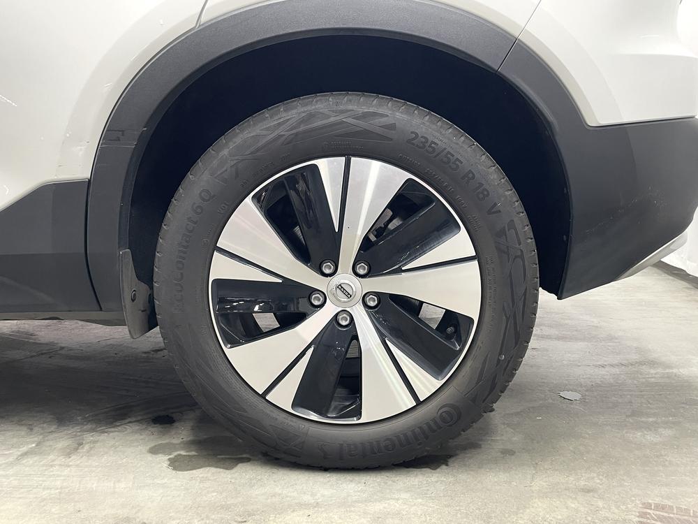 Volvo XC40 2023 B3 Smart Vision Luxury – фото 9