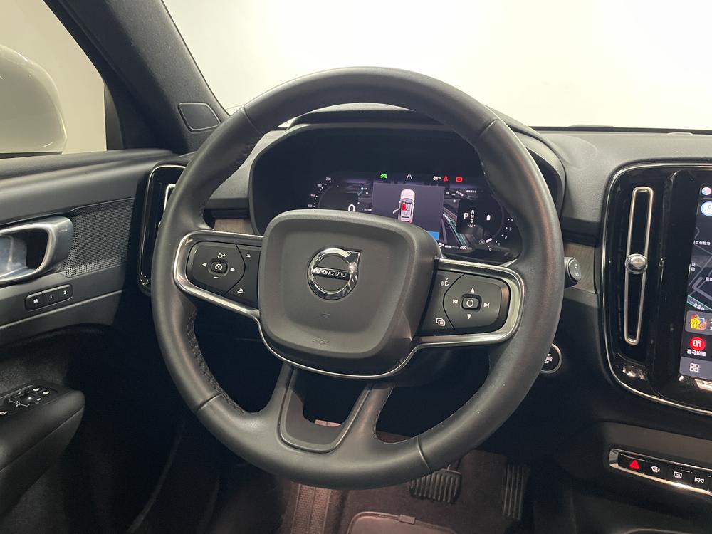 Volvo XC40 2023 B3 Smart Vision Luxury – фото 16