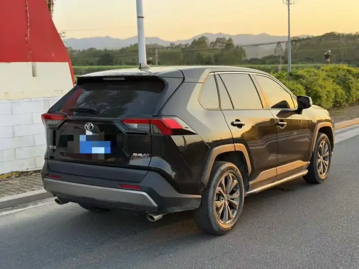 Toyota RAV4 2024 Model 2.0L CVT 2WD Fashion edition – фото 6