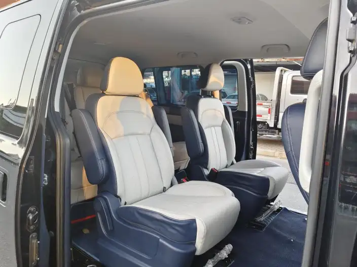 Lingzhi Plus 2024 Model 1.5T Manual Luxury Model 7 seat – фото 10