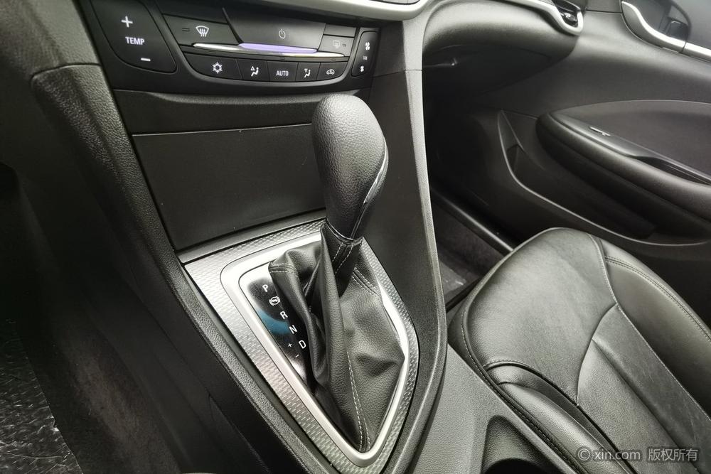 Yuelang Модель 2019 года 18T автоматическое Connected Elite Country VI – фото 17