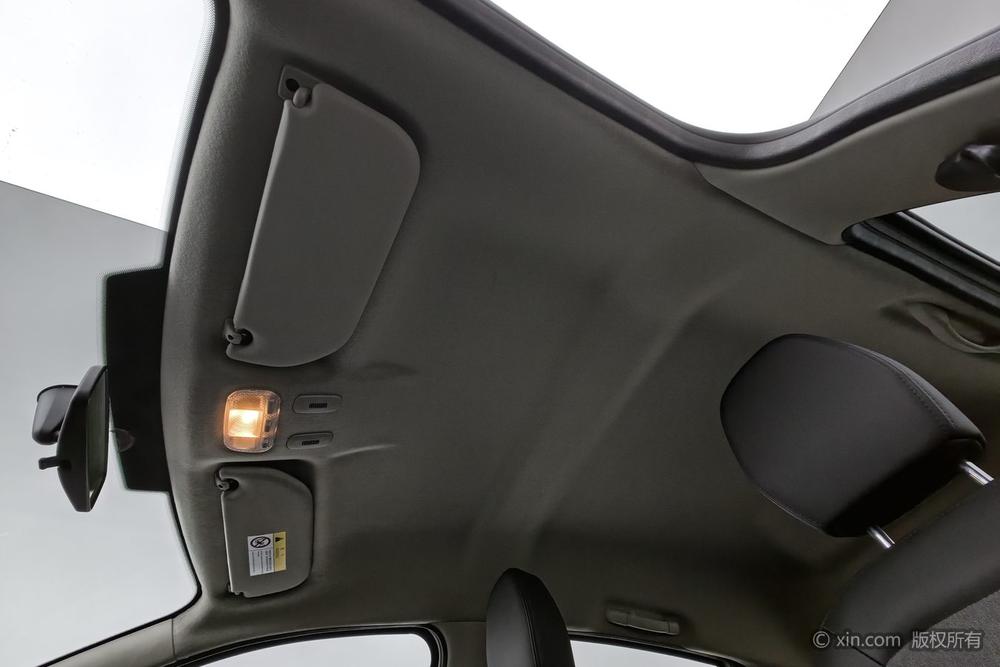 Citroën C3-XR Модель 2020 года 230THP DCT C-Series Tide Enjoy Edition – фото 19