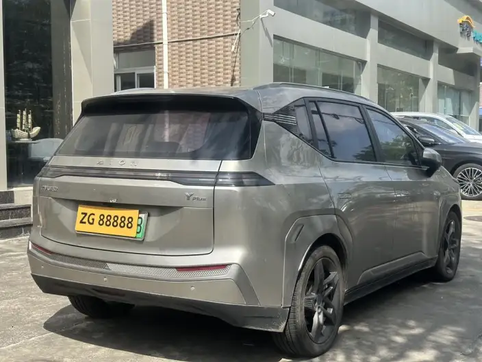 AION Y 2022 Model PLUS 70 Technology Edition – фото 6