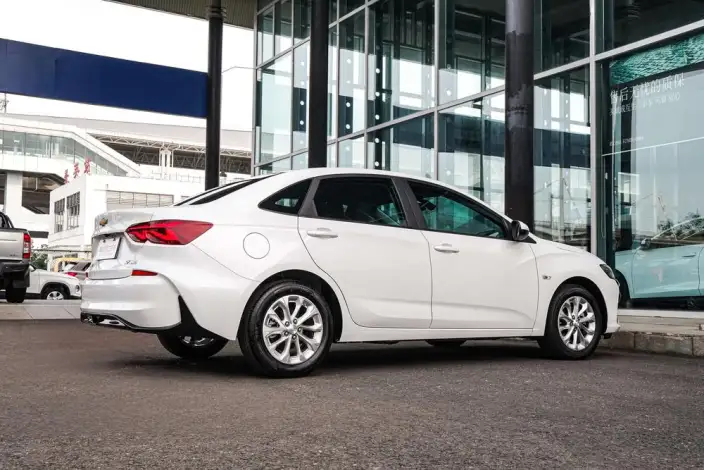 Chevrolet Corolla 2024 Model 1.5L DCT Lexiang Edition – фото 5