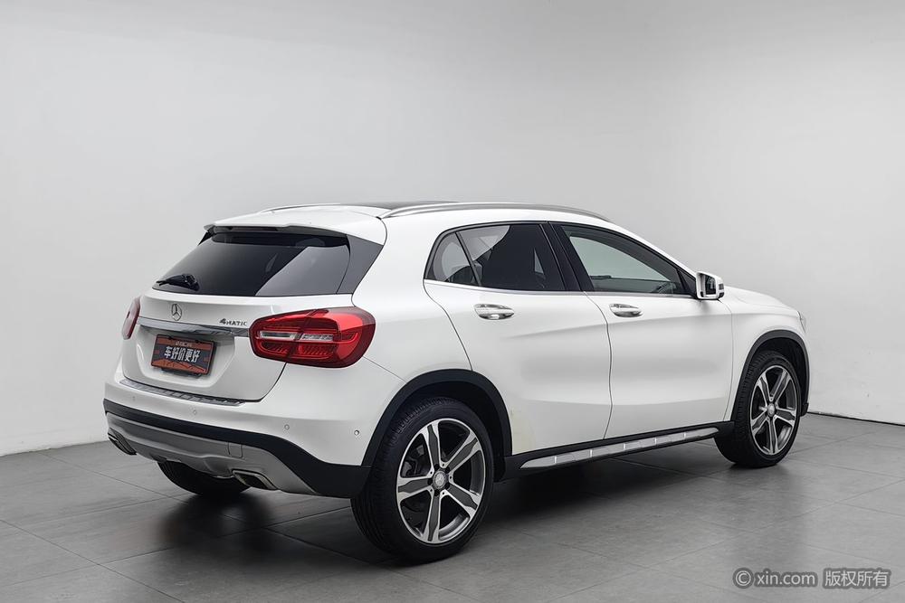 Mercedes-Benz GLA 2015 GLA 220 4MATIC Luxury