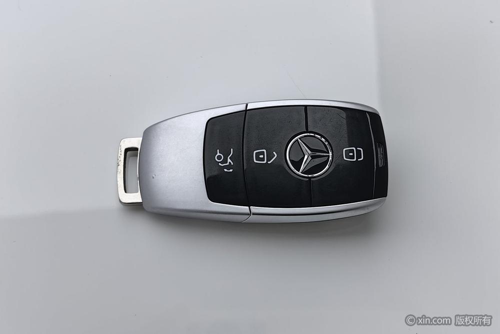 Mercedes-Benz GLA 2015 GLA 220 4MATIC Luxury – фото 6