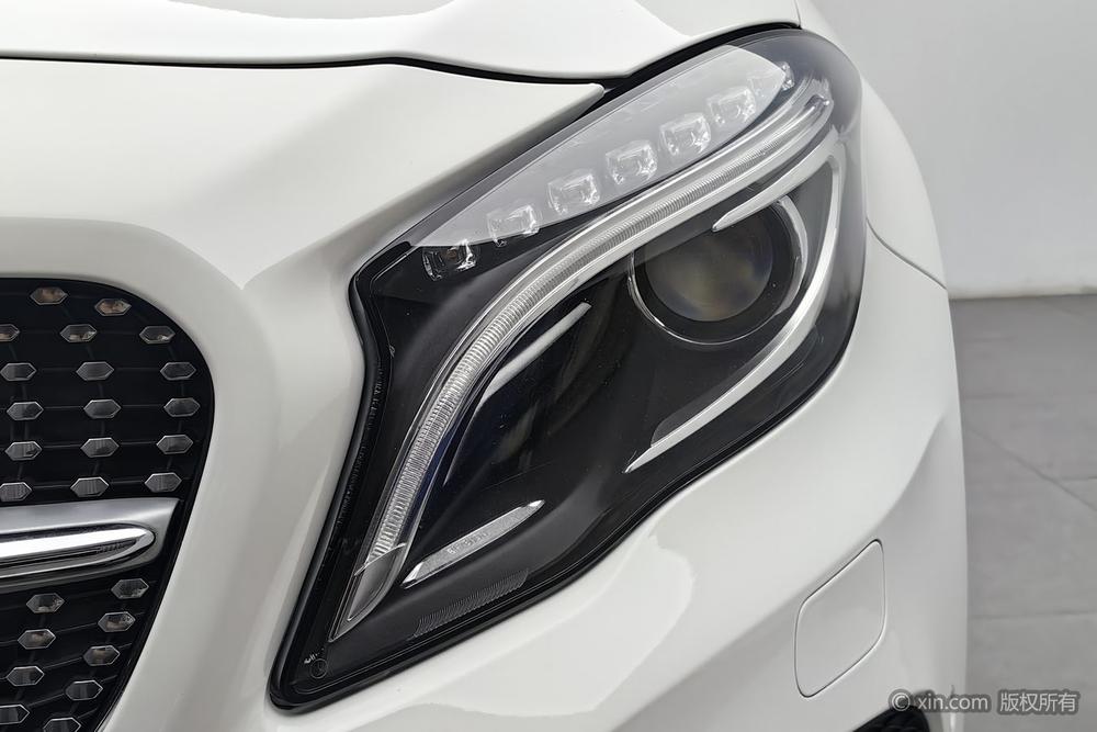 Mercedes-Benz GLA 2015 GLA 220 4MATIC Luxury – фото 7
