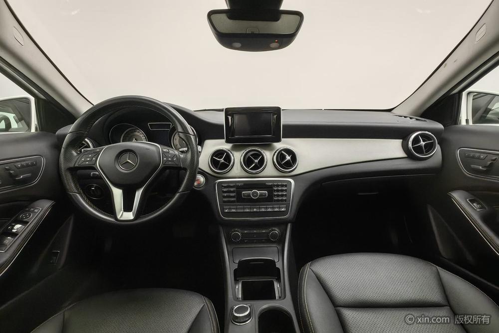 Mercedes-Benz GLA 2015 GLA 220 4MATIC Luxury – фото 12