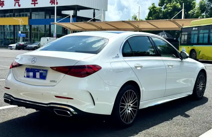 Mercedes-Benz C-Class 2023 Model Facelift II C 260 L Sports Edition – фото 6